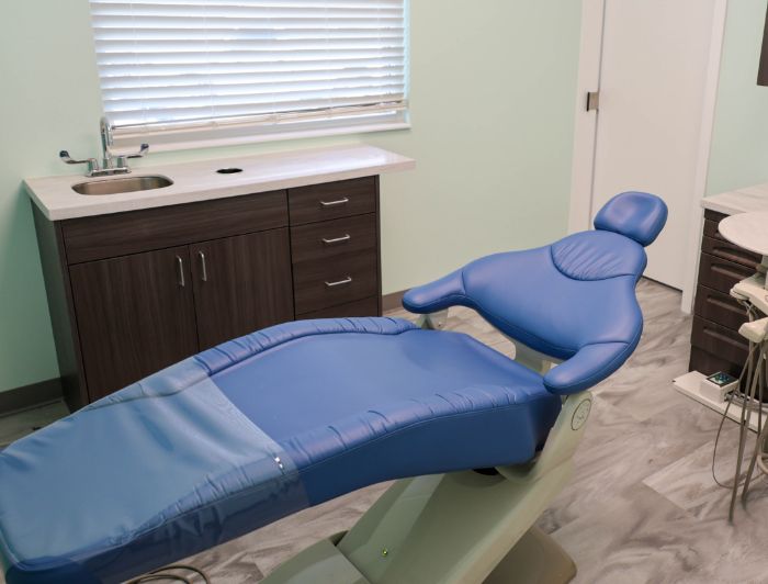 Dental treatment chair lying flat